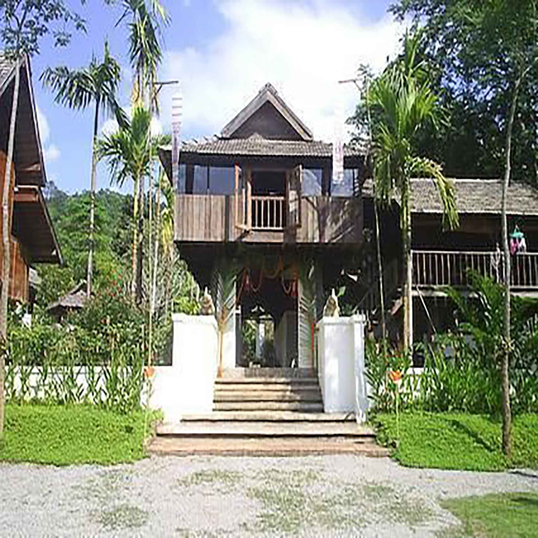 BAAN-RAI-LANNA-RESORT