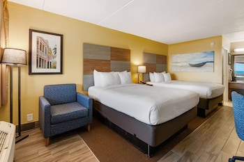 Standard Room, 2 Queen Beds, Partial Ocean View