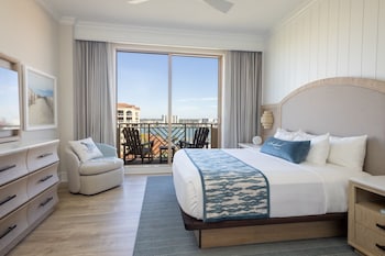 Room, 1 King Bed (Partial Coastal View)