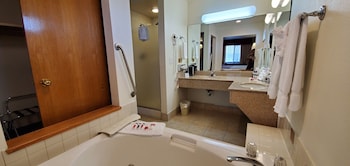Studio Suite, 1 King Bed, Non Smoking