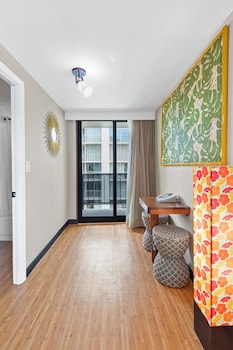 Standard Room, Partial Ocean View