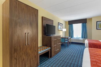 Standard Room, 2 Queen Beds, Non Smoking, Refrigerator & Microwave