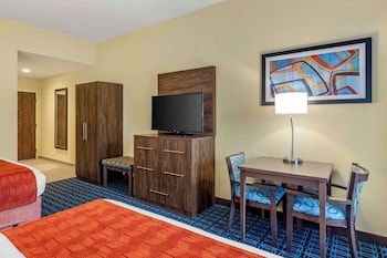 Standard Room, 2 Queen Beds, Accessible, Non Smoking