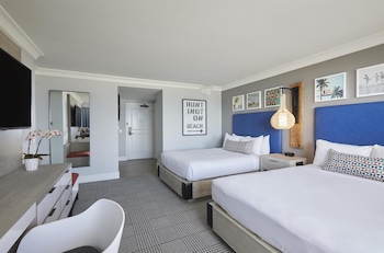 Room, 2 Queen Beds, Partial Ocean View (Huntington Tower)