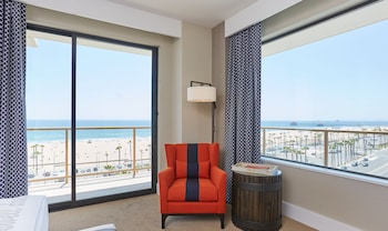 Room, 2 Queen Beds, Oceanfront (Twin Dolphin Tower)