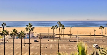 Room, 2 Queen Beds, Oceanfront (Twin Dolphin Tower)