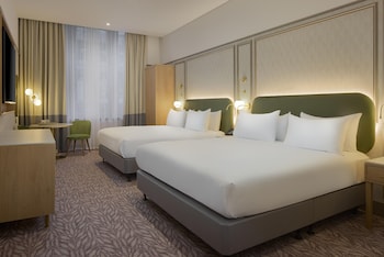 Room, Multiple Beds