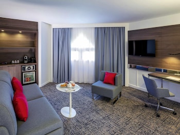 Suite, 1 Double Bed with Sofa bed