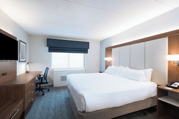 Standard Room, 1 King Bed, Accessible (Comm, Mobil, Roll-In Shower)