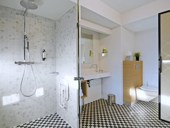 Superior Room, 1 King Bed (Canal Saint Félix)