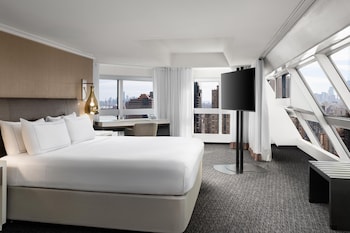 Presidential Suite, Multiple Beds