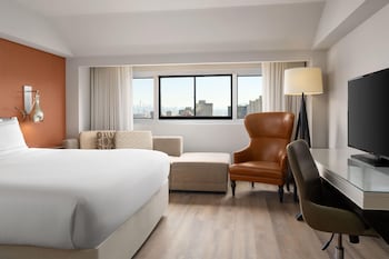 Room, 1 King Bed, City View