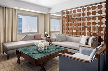 Suite (Imperial)