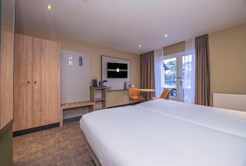 Double Room (Small)