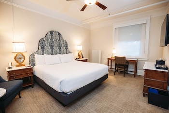 Adjoining Classic King Rooms