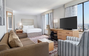 Room, 1 Queen Bed (High Floor)