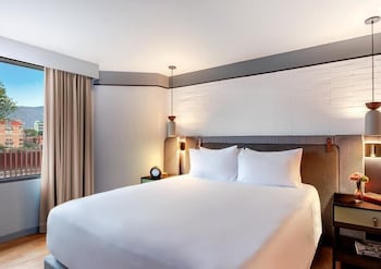 Junior Suite (New Style Extra Bed 3 Adults)