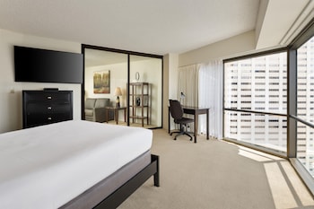 Deluxe Suite (Business | Harbour View)