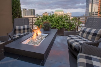 Executive Room, 1 Queen Bed, Terrace