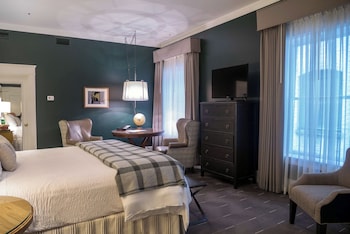 Executive Room, 1 Queen Bed, Terrace