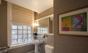 Studio Suite, 1 King Bed, Terrace
