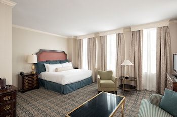 Deluxe Room, 1 King Bed