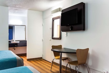Standard Room, 2 Queen Beds, Non Smoking, Refrigerator & Microwave
