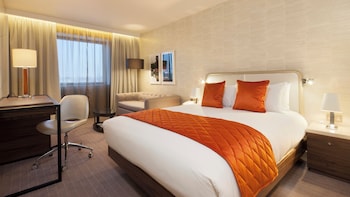 Premium Room, 1 Queen Bed with Sofa bed