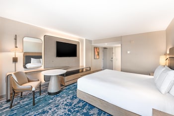 Suite, 1 King Bed