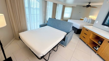 Premium Room, 1 King Bed