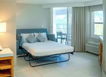Room, 1 King Bed with Sofa bed, Partial Ocean View