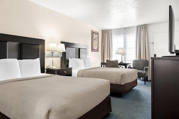 Standard Room, 2 Double Beds, Non Smoking