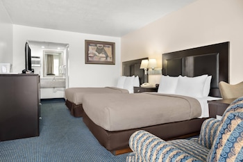 Standard Room, 2 Double Beds, Non Smoking