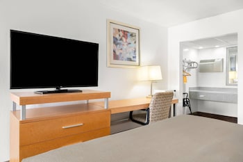 Room, 1 Queen Bed, Accessible, Non Smoking