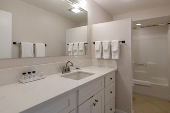Terrace Ocean View 2 Bedroom 2 Bath Suite (Stair Access Only)