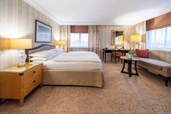 Premium Room, 1 King Bed