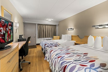 Deluxe Room, 2 Double Beds (Smoke Free)