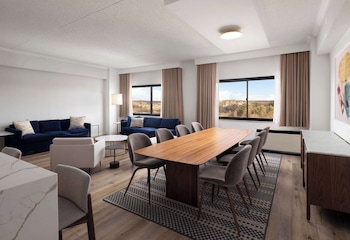 Luxury Suite, Multiple Beds