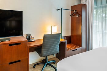 Standard Room, 2 Queen Beds, Non Smoking, Ground Floor (First Floor)
