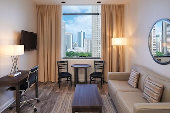Luxury Suite, 1 King Bed, Kitchen