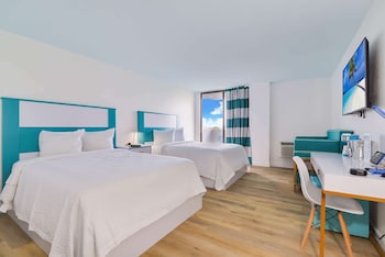 Classic Room, 2 Queen Beds, Accessible, Non Smoking (Mobility/Hearing, Roll-In Shower)