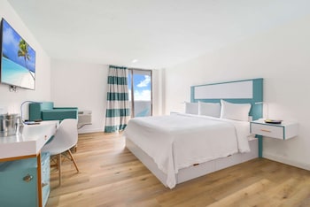 Classic Room, 2 Queen Beds, Non Smoking