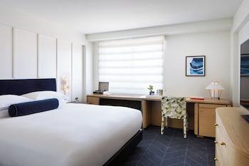 Premium Room, 1 King Bed