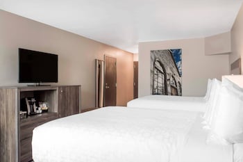 Room, 2 Queen Beds, Accessible, Non Smoking