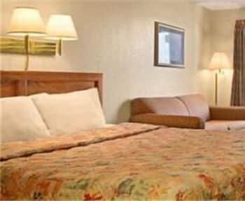 Standard Room, 2 Queen Beds, Smoking