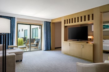 Junior Suite, 1 King Bed