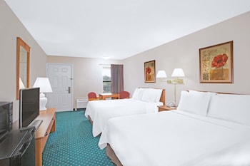 Double Room, 2 Double Beds