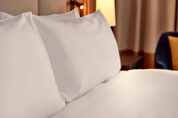 Executive Room, 1 King Bed