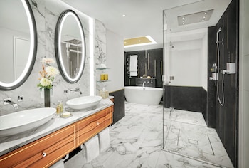 Panoramic Suite