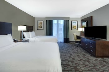 Room, 2 Queen Beds (Atrium Building)